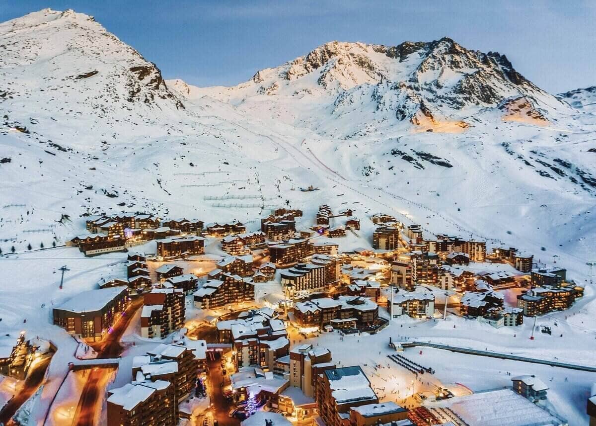 Val Thorens skiing